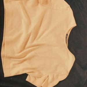 M sise 12/13 yellow crop tee